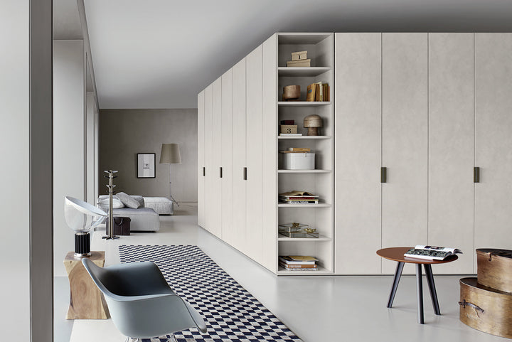 Skin Liscia Kleiderschrank