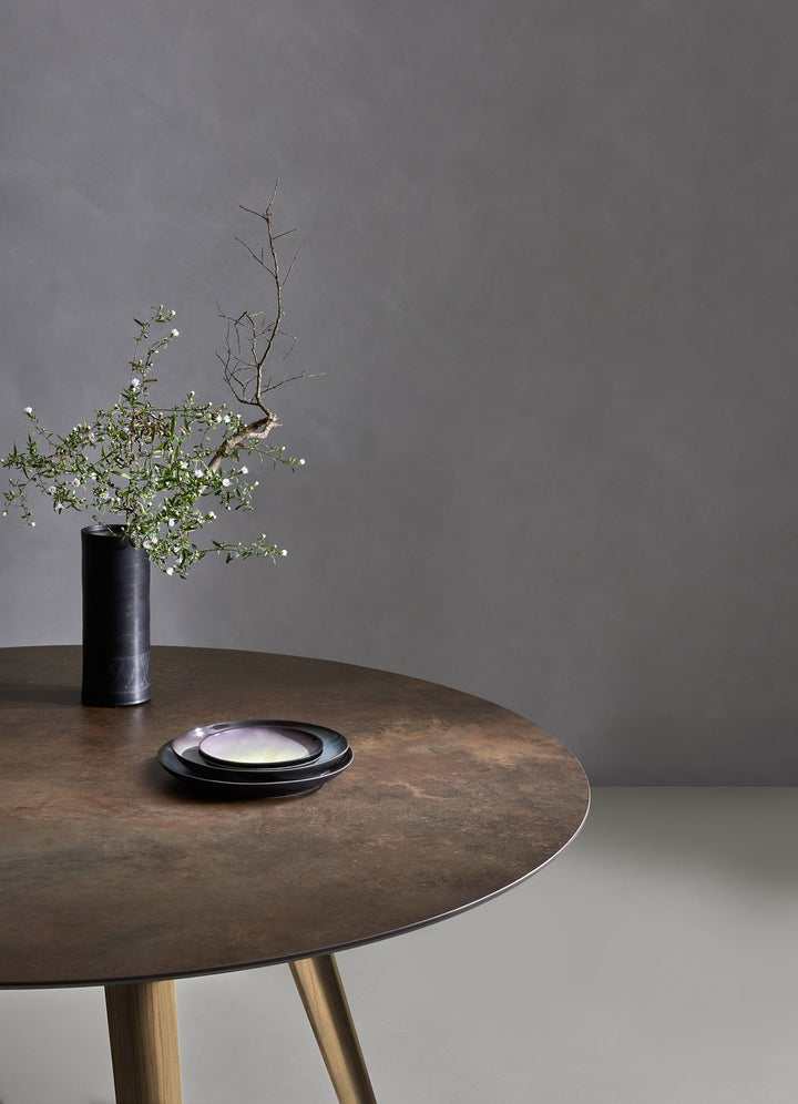 Bistrot dining table round ceramic top