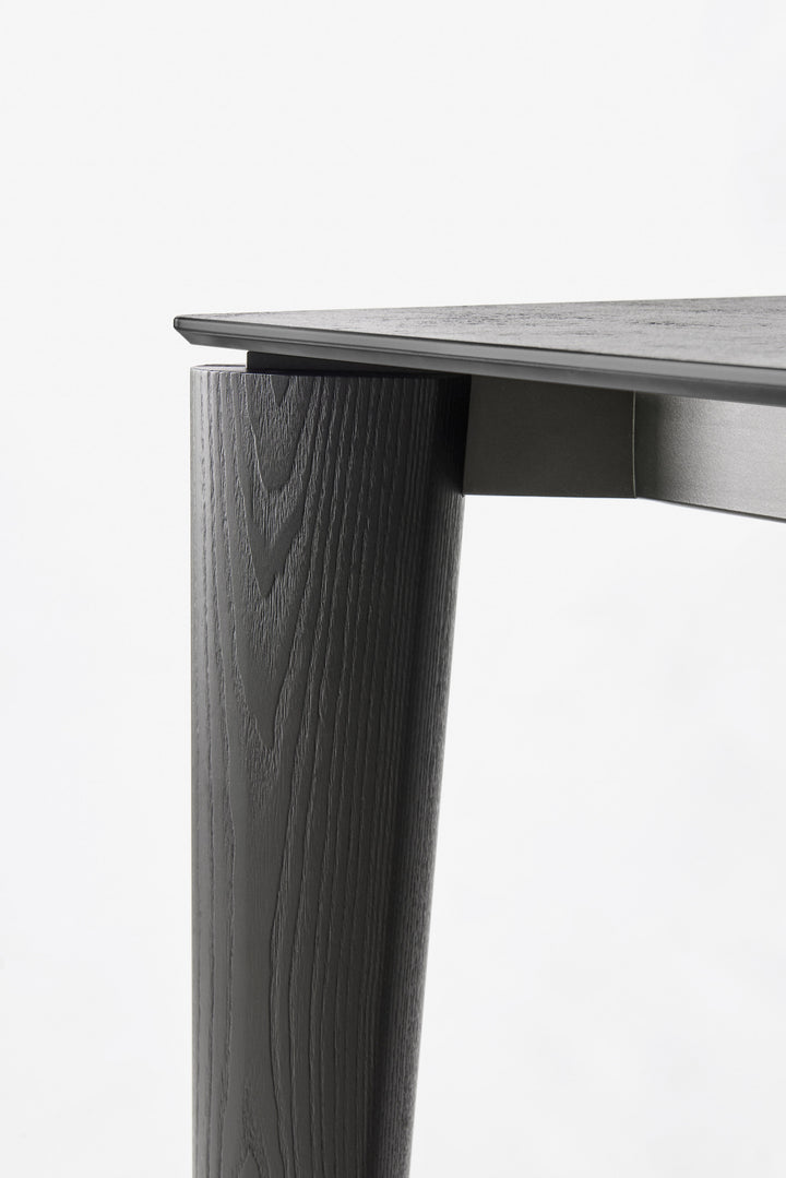 Desco dining table ceramic top