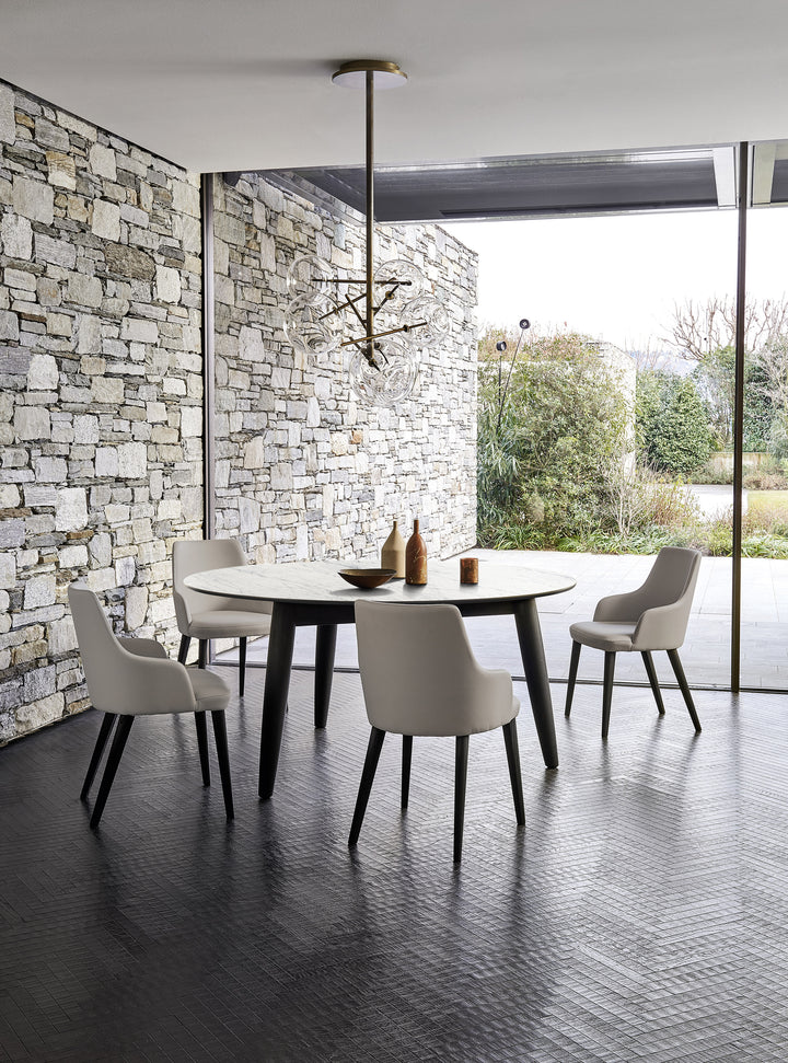 Convivo dining table round ceramic top