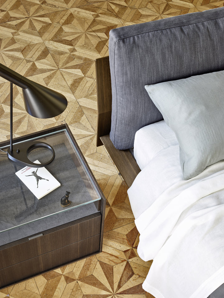Abbraccio wood bed