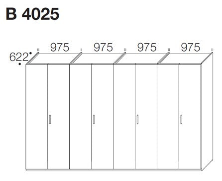 Beta Liscia wardrobe