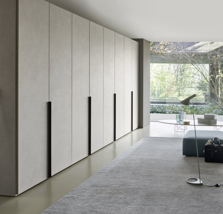 Ala Liscia wardrobe