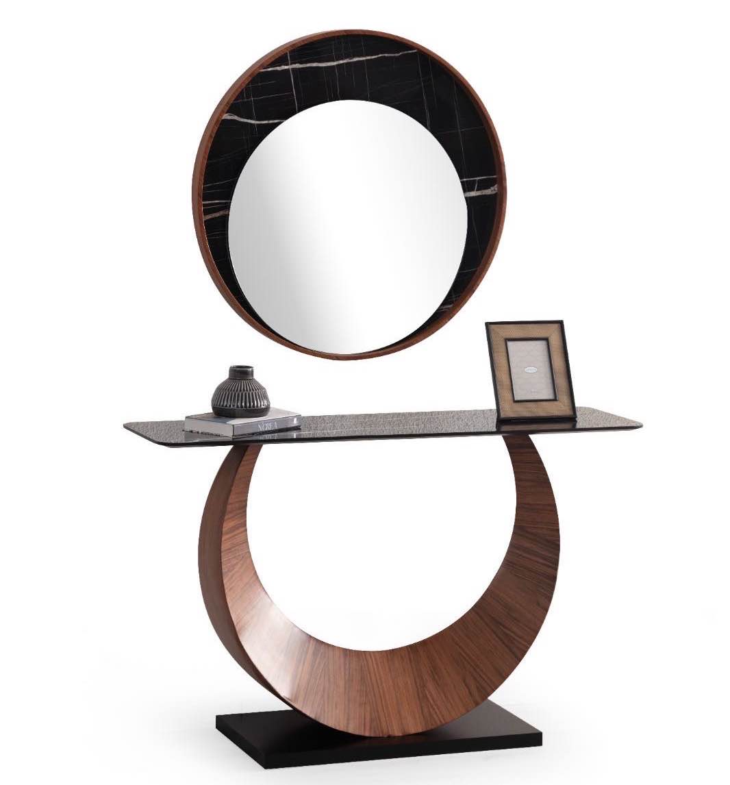 Cali Kommode (Walnut)