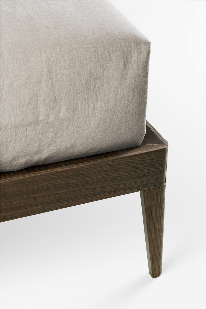 Nest bed