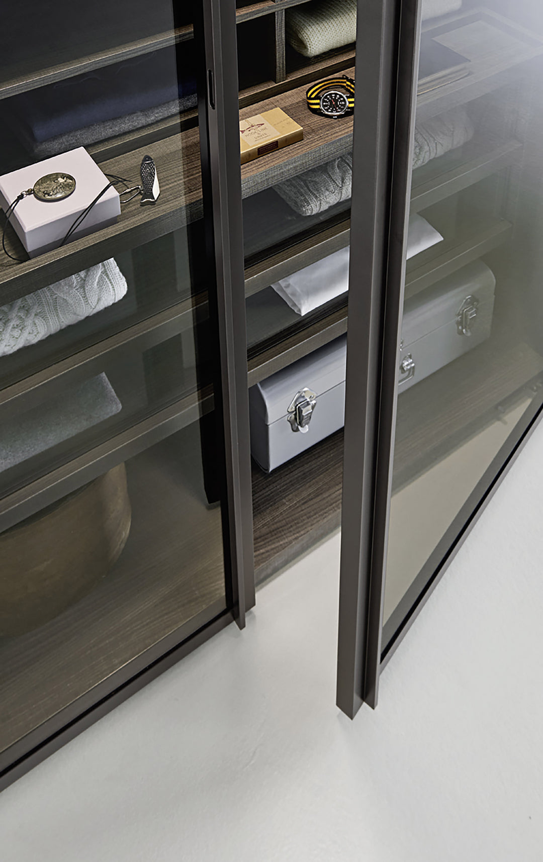 Scringo Kleiderschrank