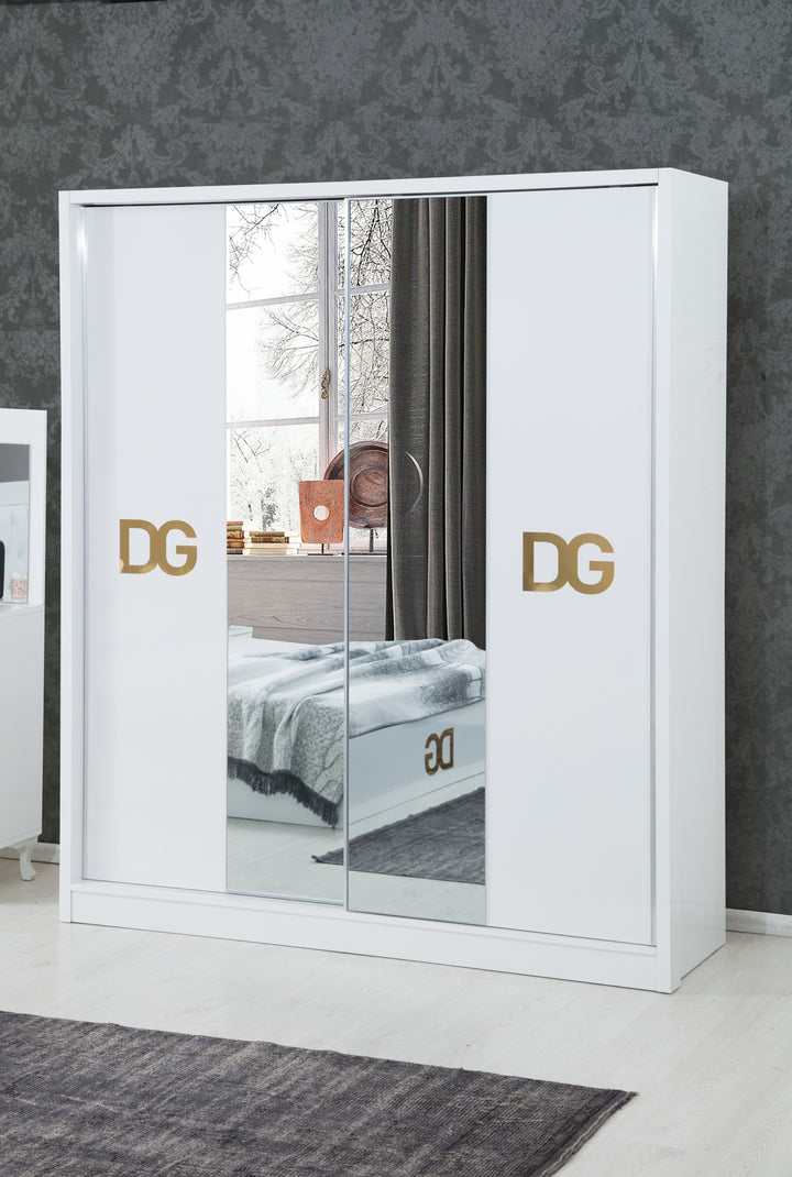 D&amp;G bedroom