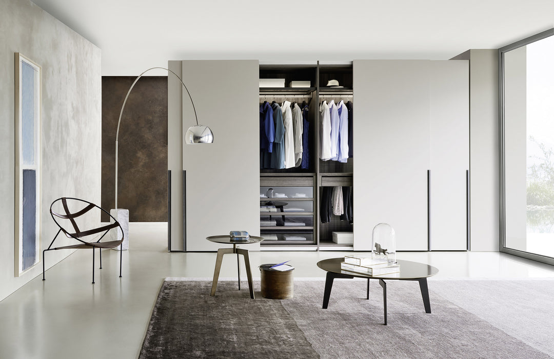 Tratto Kleiderschrank