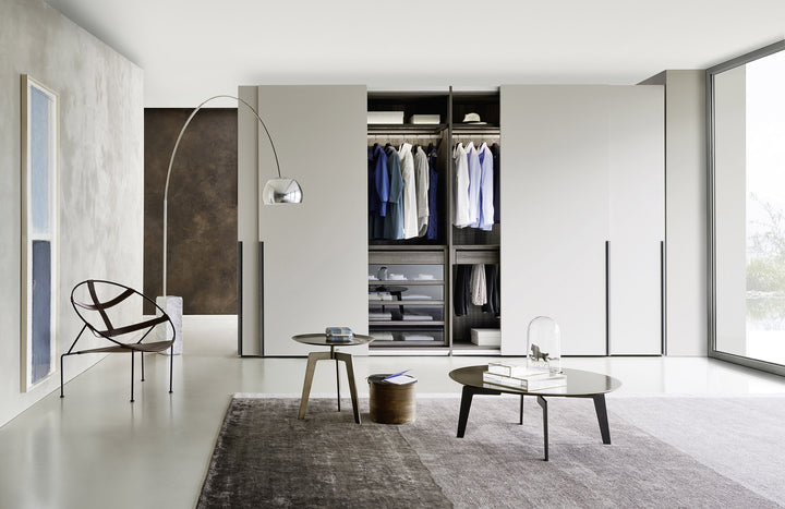 Tratto Kleiderschrank