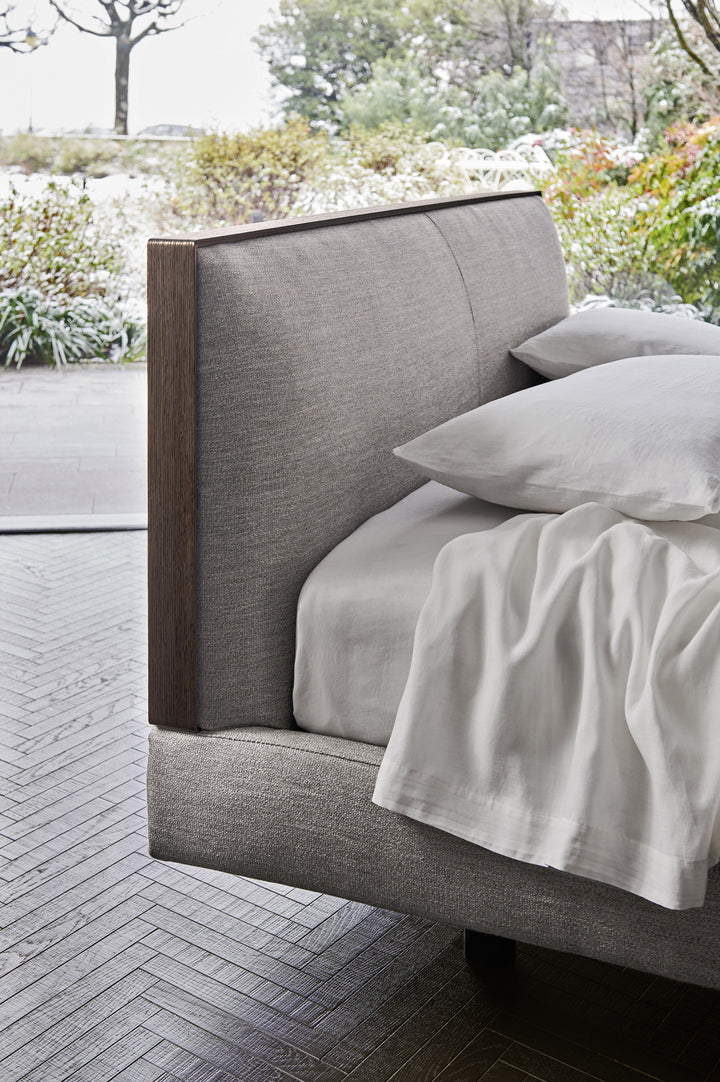 Decor bed