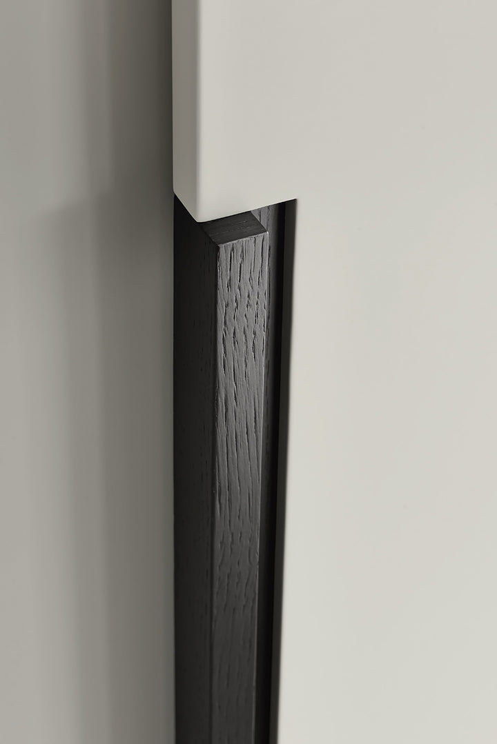 Tratto Kleiderschrank
