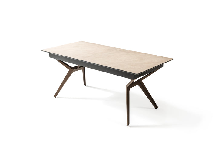 Efsun dining table