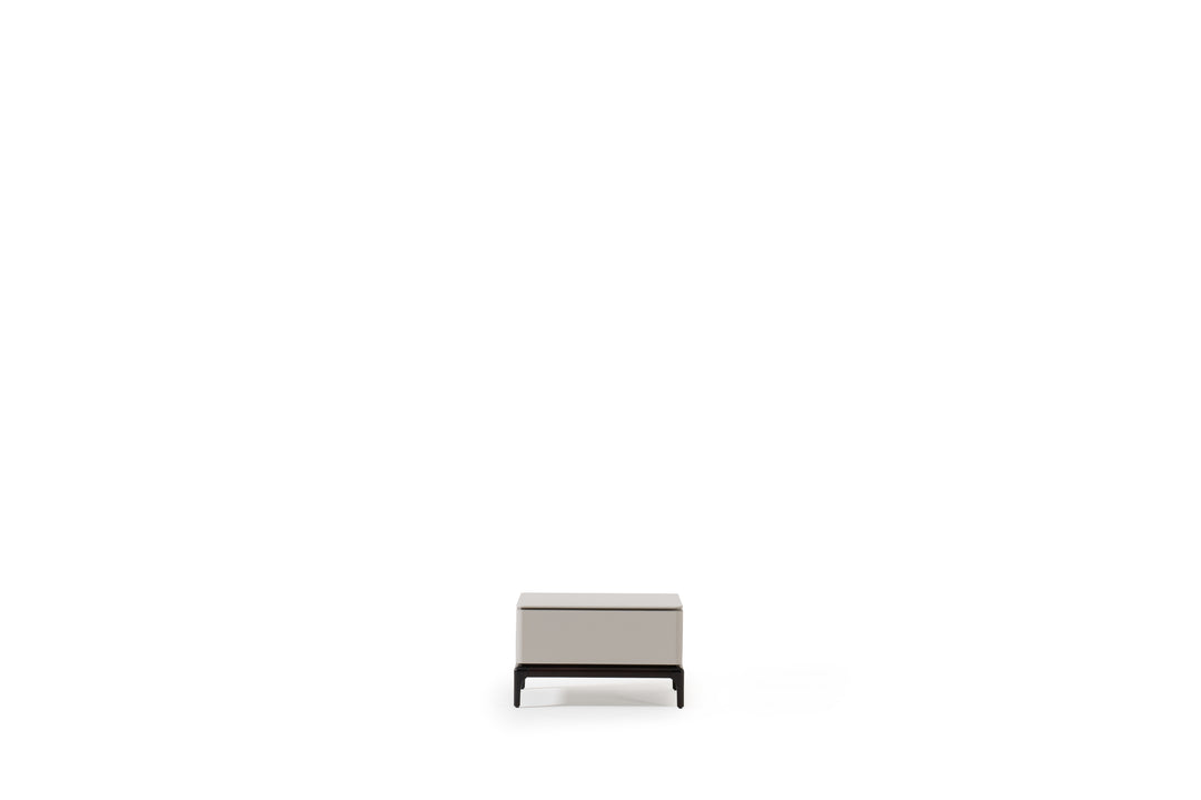 Lucca bedside table