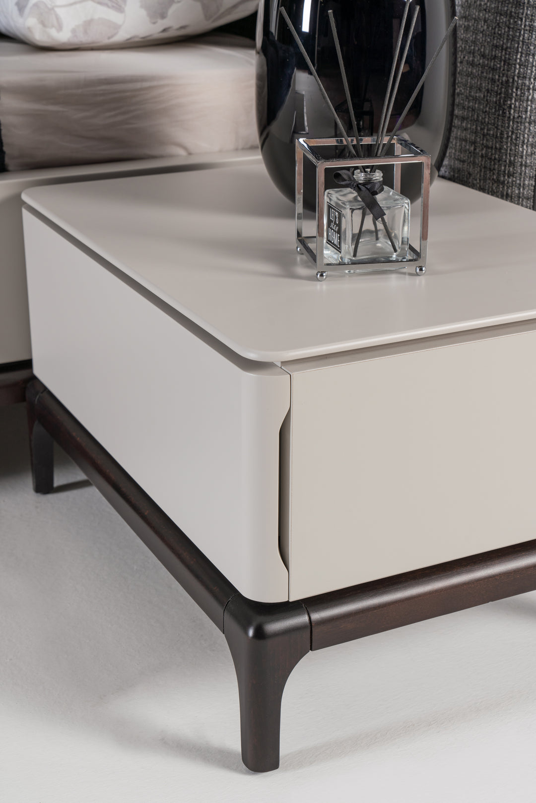 Lucca bedside table