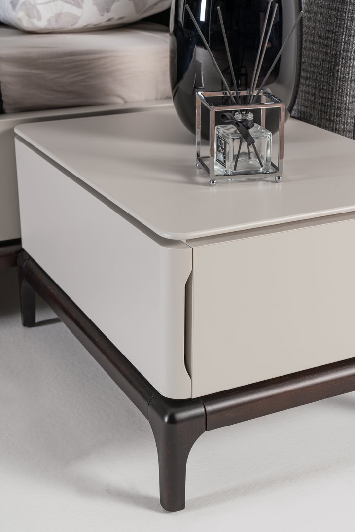 Lucca bedside table
