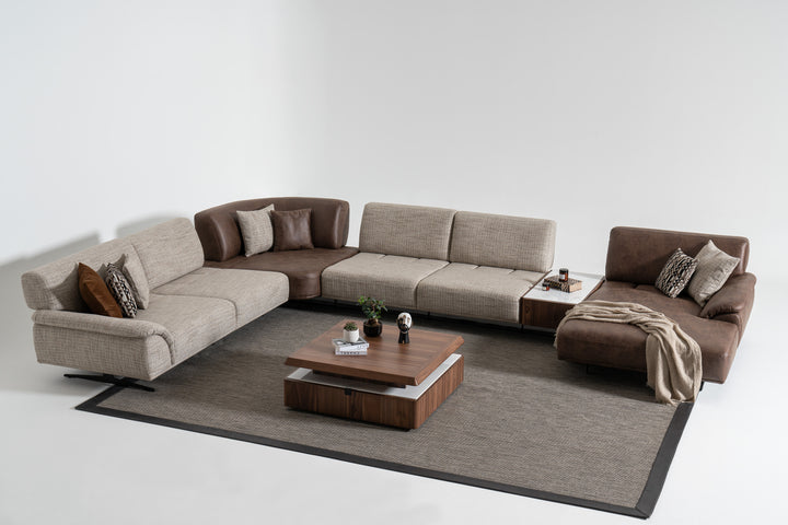 Siena sofa with pouf