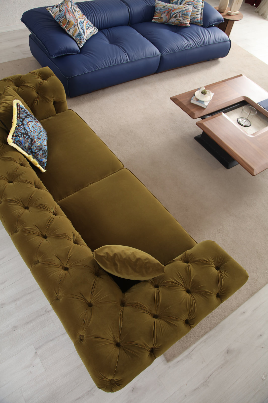 Derma Sofa Chester