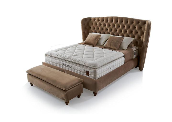 Brown Oryantal Boxspringbed