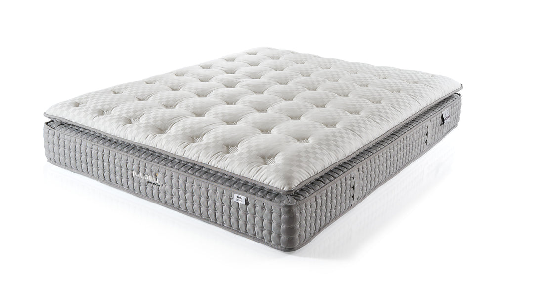 Naomi mattress