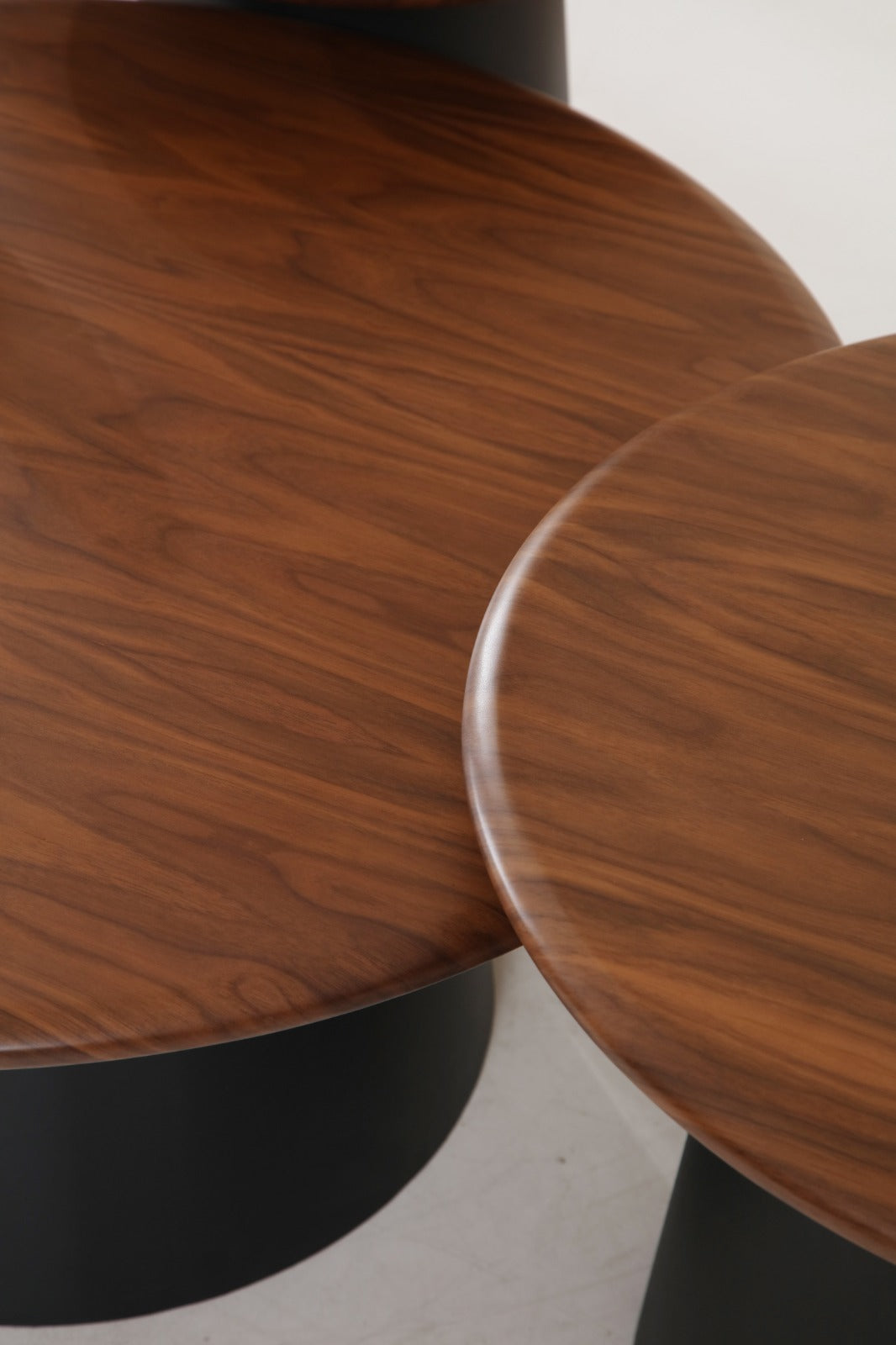 Tola Couchtisch (Brass)